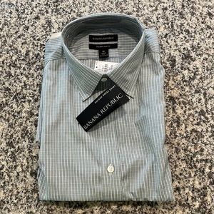 Banana Republic tailored slim fit dress shirt
